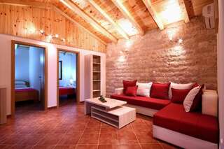 Гостевой дом Guest House Harmonia Свети-Стефан Дом для отпуска с 2 спальнями с видом на бассейн-2
