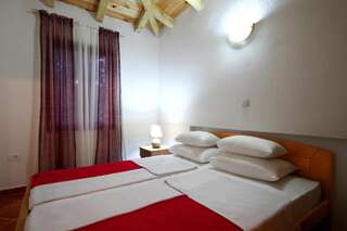 Гостевой дом Guest House Harmonia Свети-Стефан Дом для отпуска с 2 спальнями с видом на бассейн-10