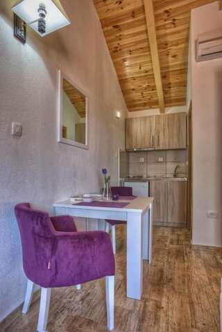 Гостевой дом Guest House Harmonia Свети-Стефан Улучшенный номер-студио-5